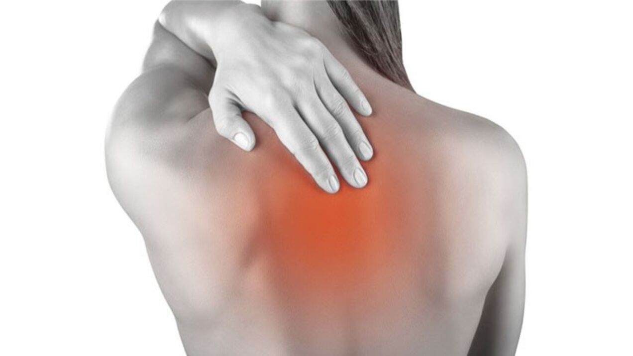Back pain between shoulder blades